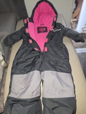 Pink Platinum Girls Black Snowsuit with Hot Pink Lining